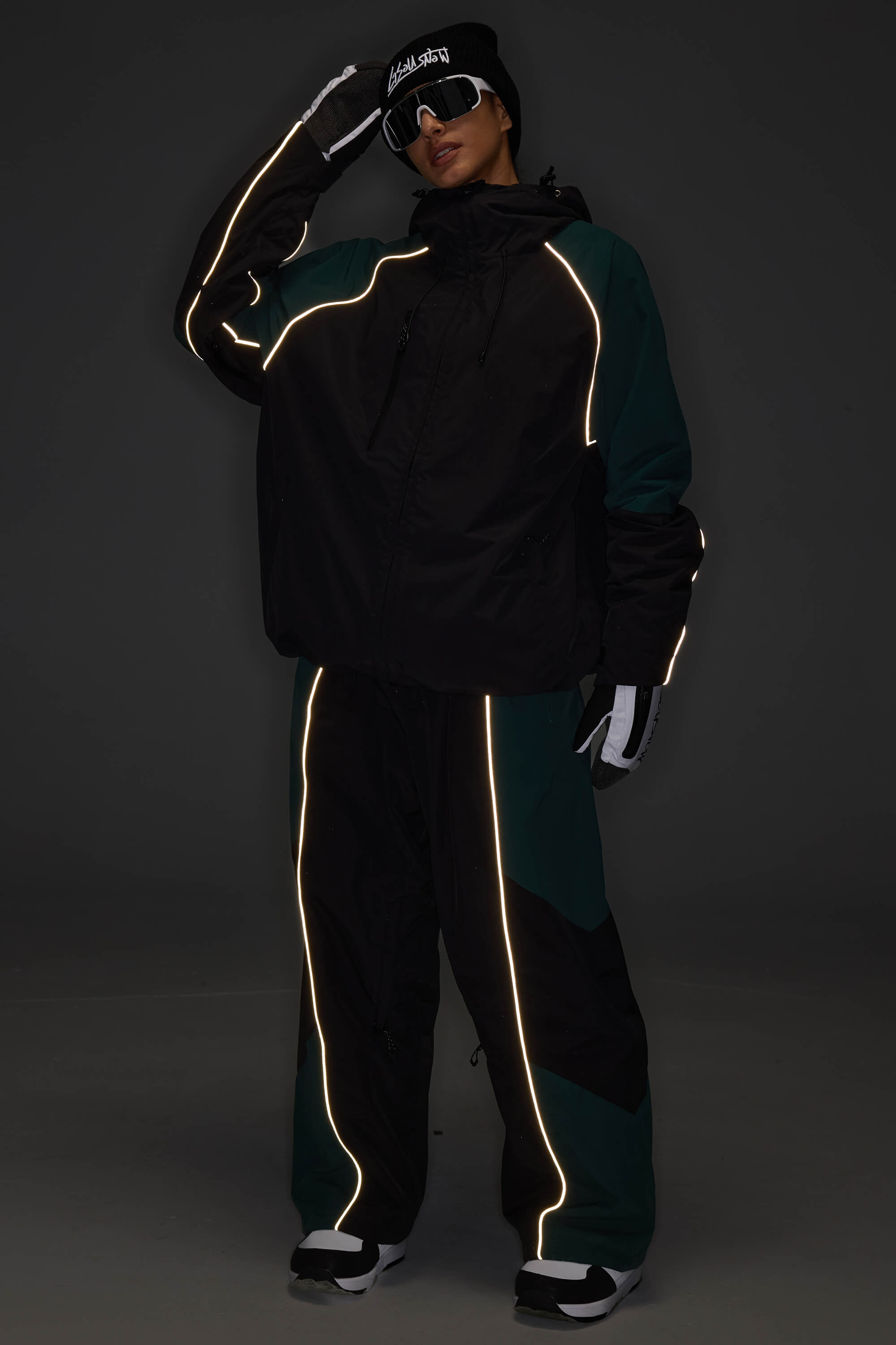 Women's Color Block Black Waterproof Reflective Snow Jacket