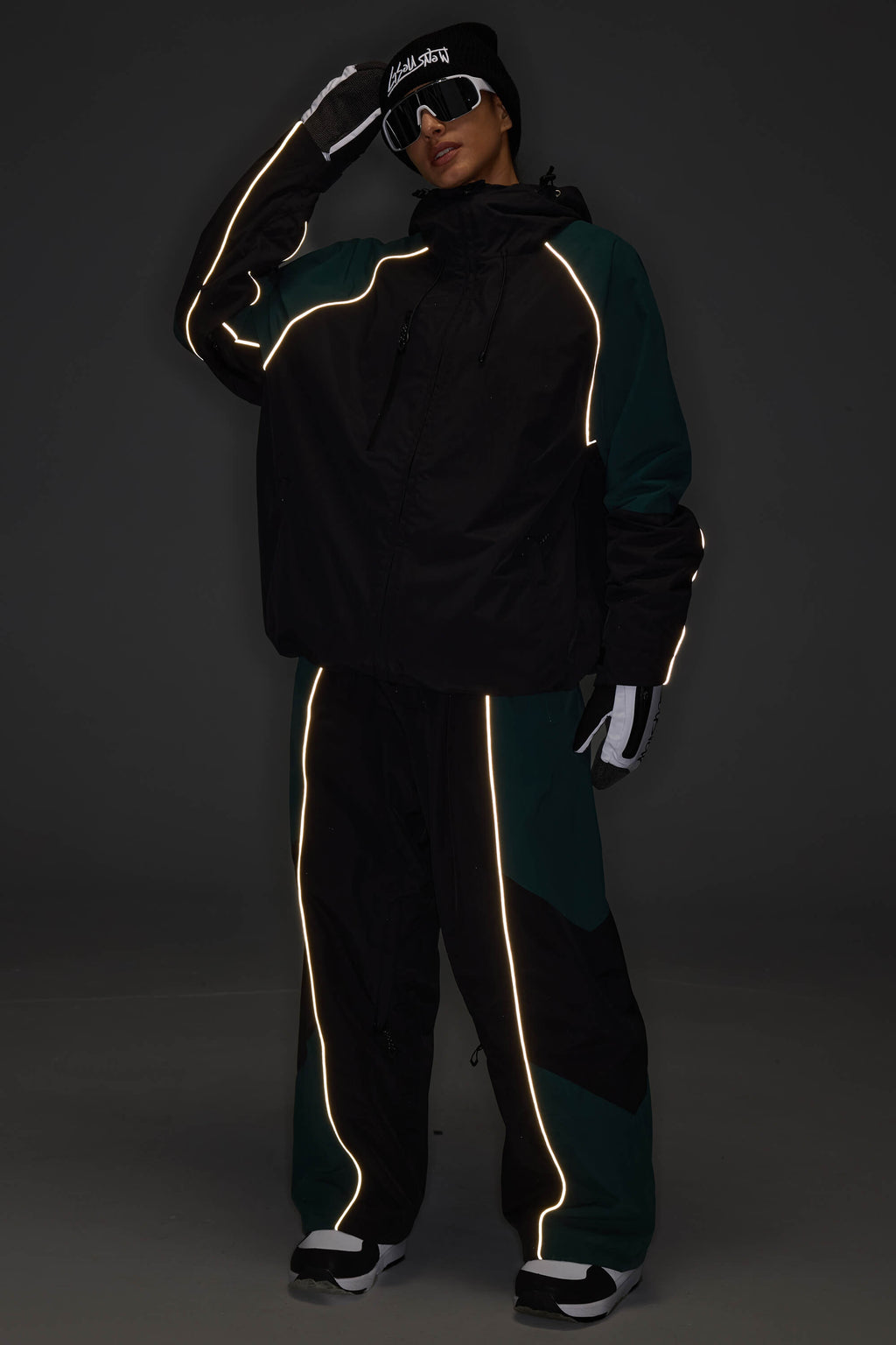 Women's Color Block Off White Waterproof Reflective Snow Jacket