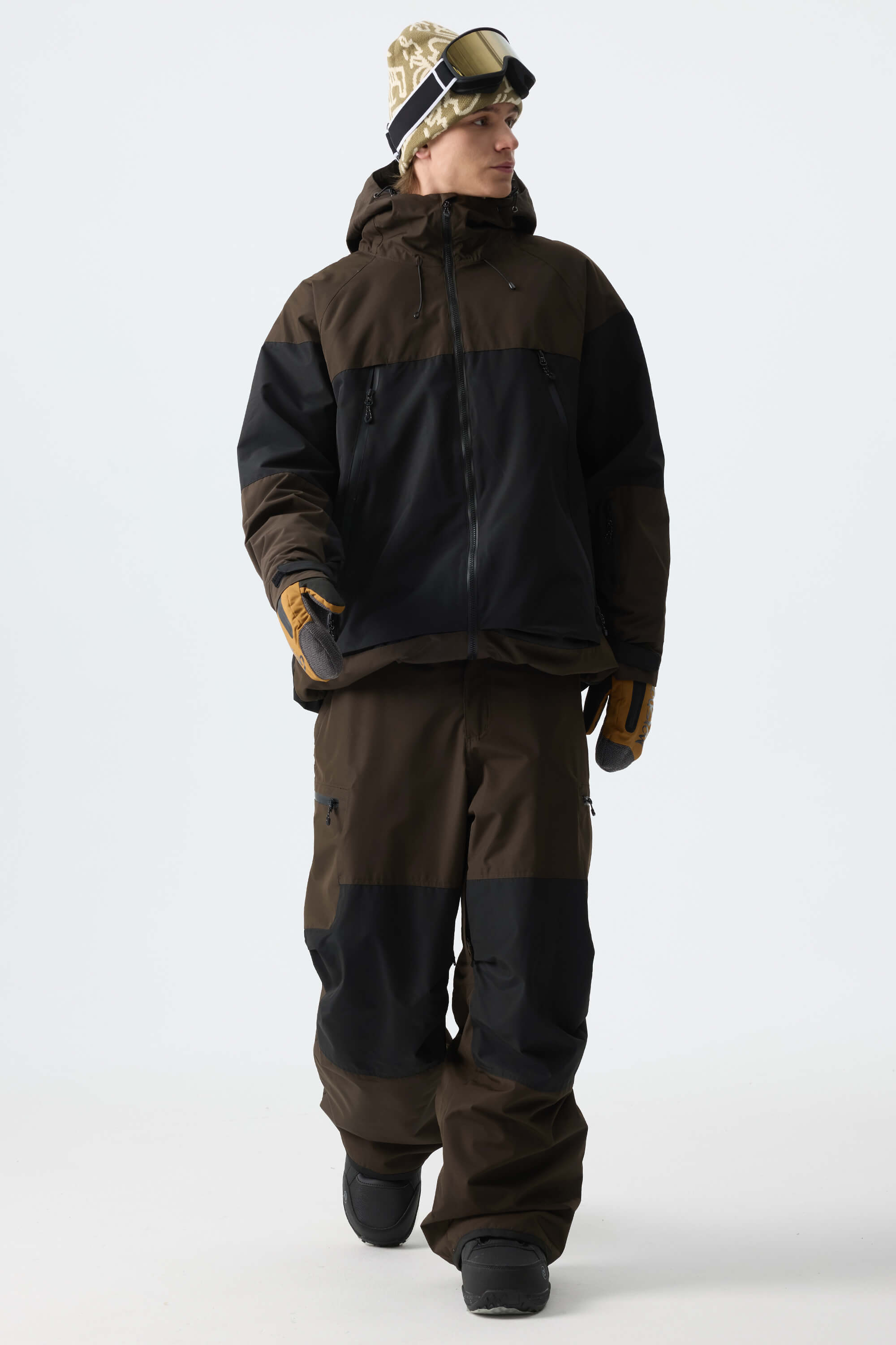 Men's Color-Block Off White & Green Structured Insulated Snow Jacket