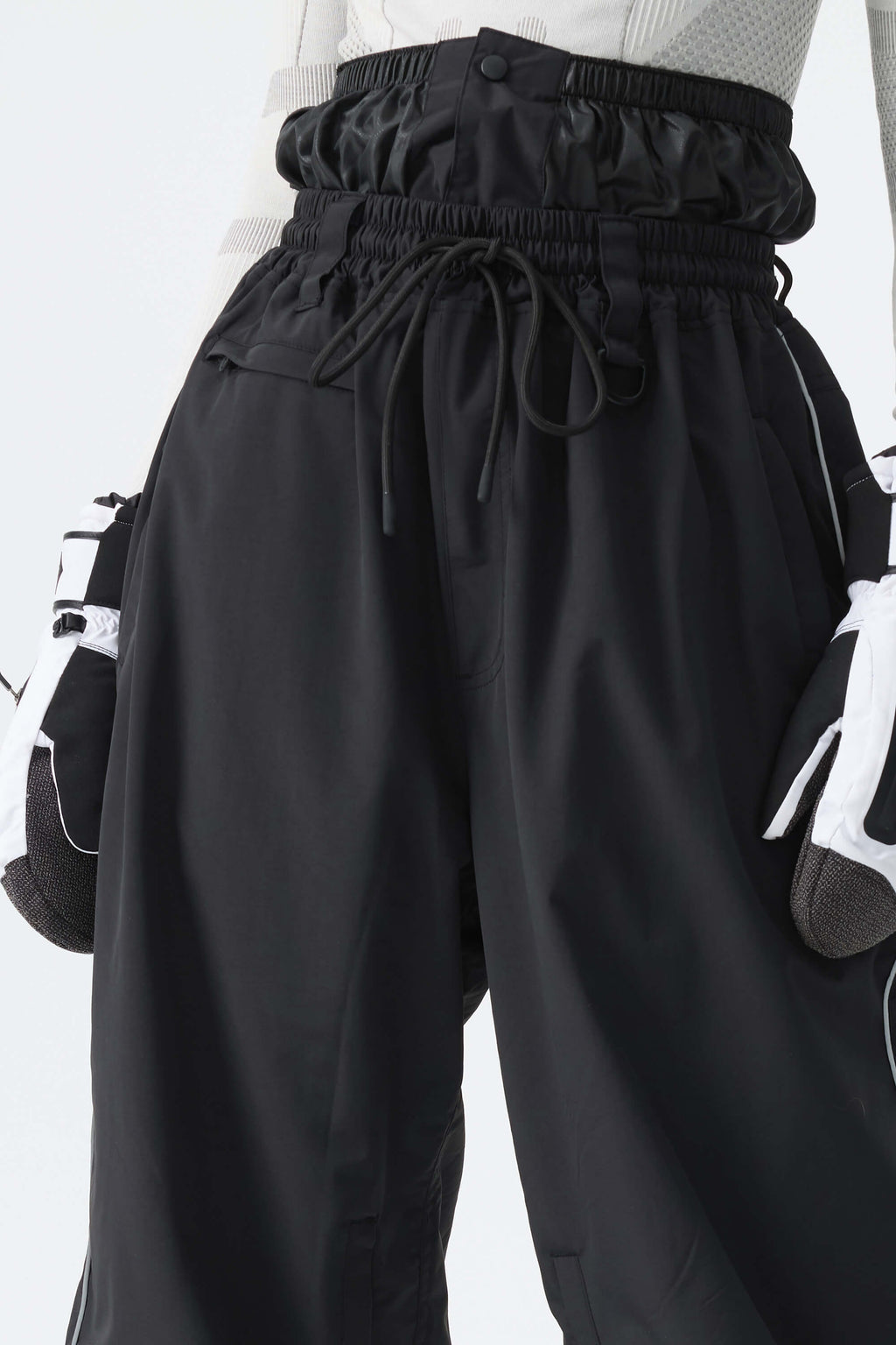 Women's Black Baggy Reflective Piping Drawstring Snow Pants